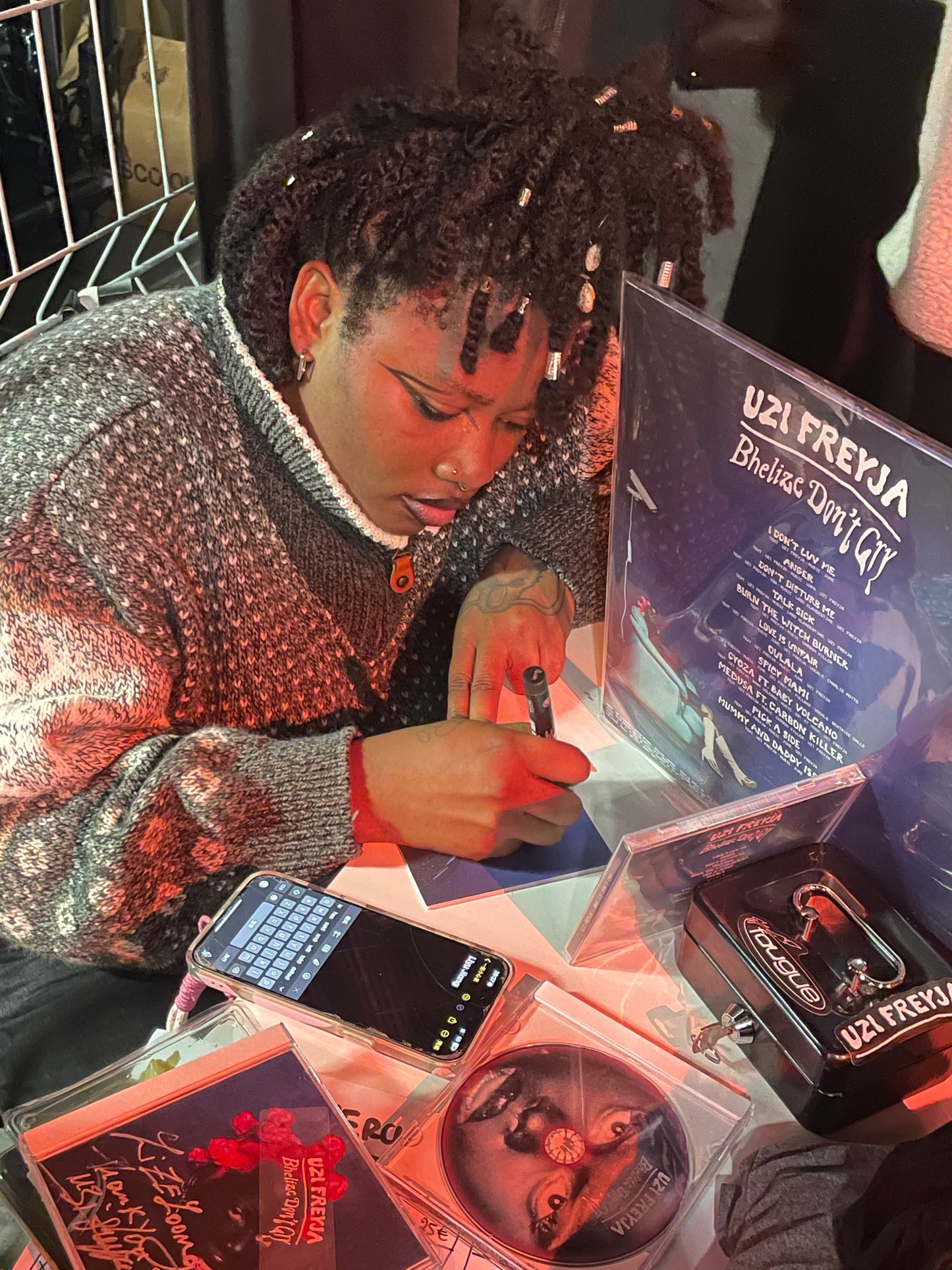 Signed BHELIZE DON'T CRY · VINYL